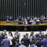 Capa Congresso derruba 56 vetos de Lula sobre licenciamento ambiental uma semana apos COP30 1